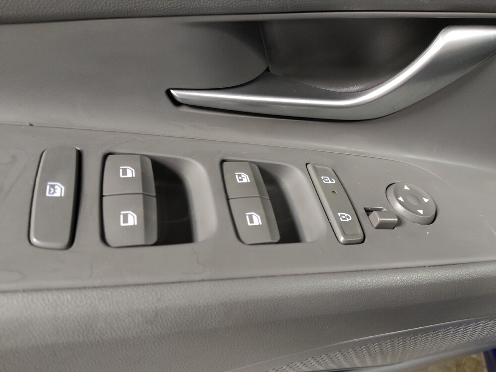 2025 Hyundai Elantra in Winston-Salem, NC 27103 - 18123421 27