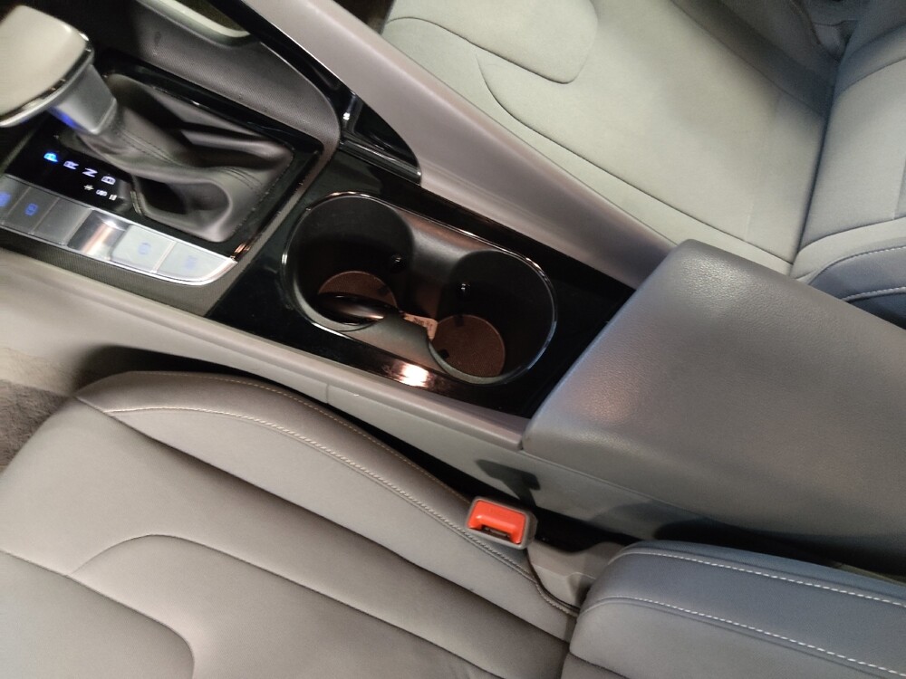 2025 Hyundai Elantra in Winston-Salem, NC 27103 - 18123421 26