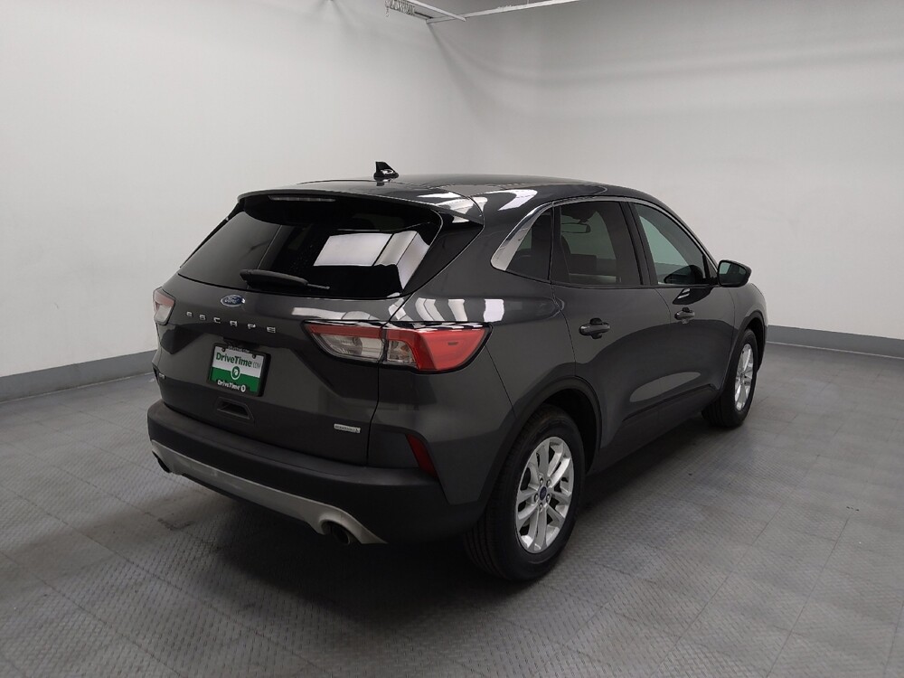 2020 Ford Escape in Las Vegas, NV 89104 - 18123426 9