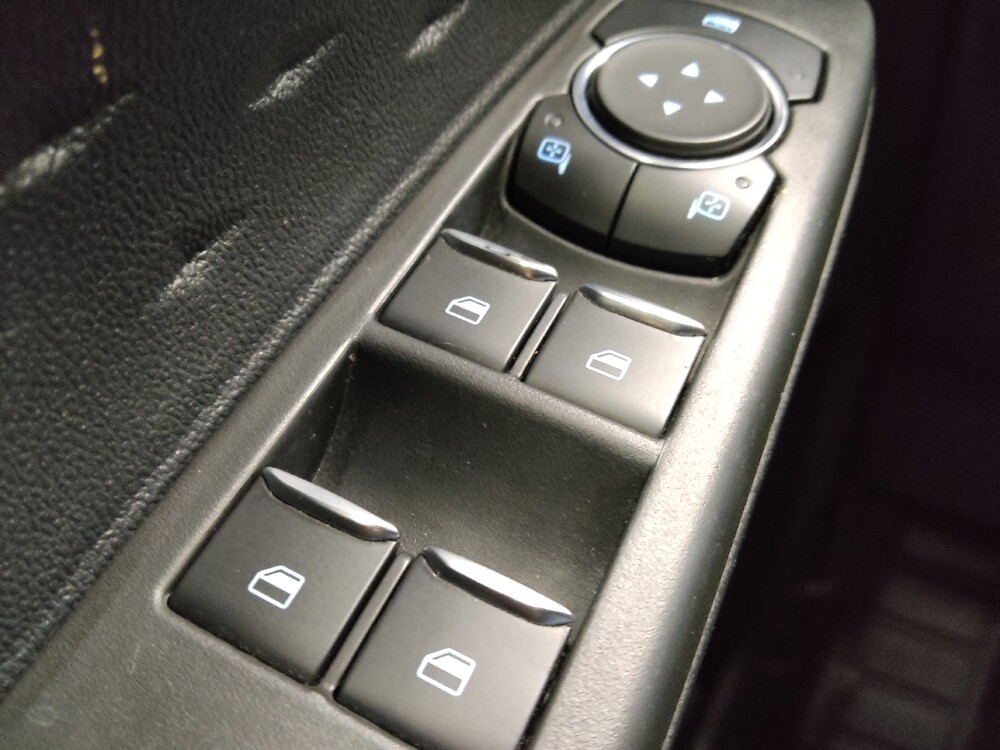 2020 Ford Escape in Las Vegas, NV 89104 - 18123426 27