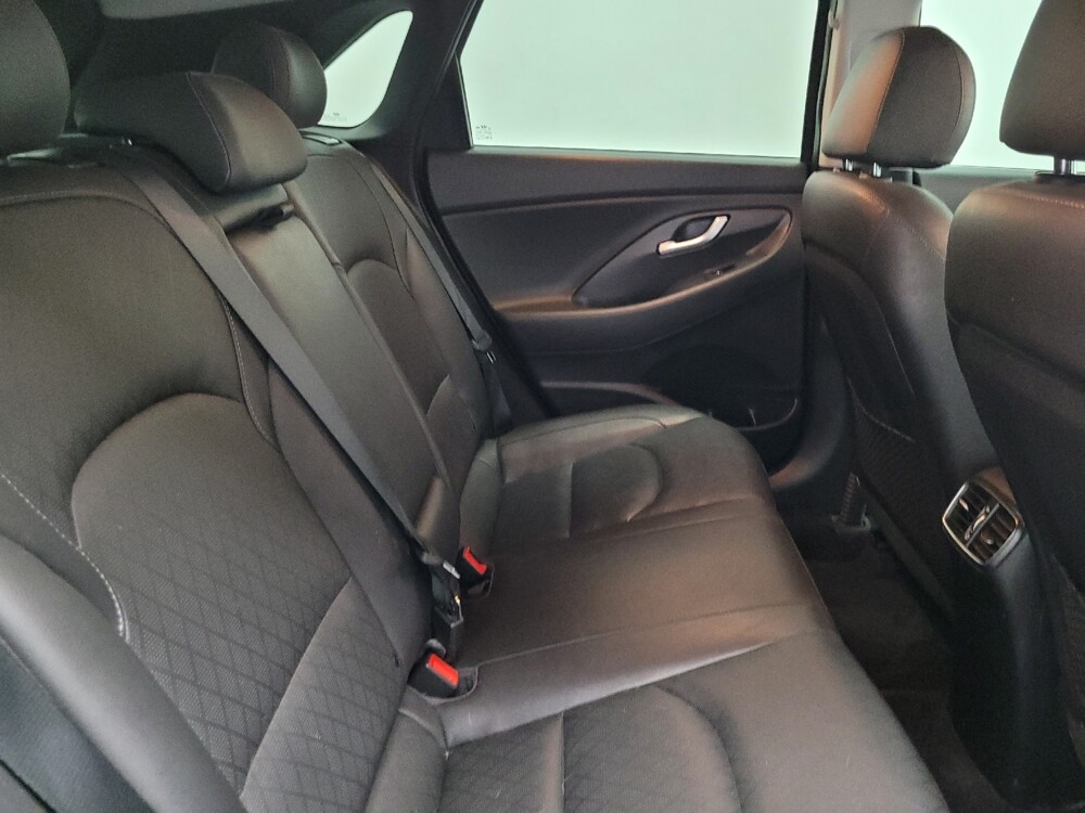 2018 Hyundai Elantra in Las Vegas, NV 89104 - 18123434 19