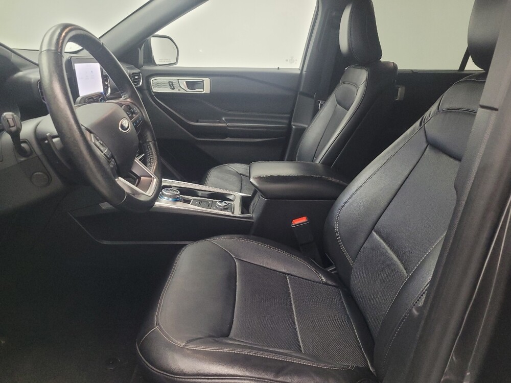 2020 Ford Explorer in Antioch, TN 37013 - 18123444 17