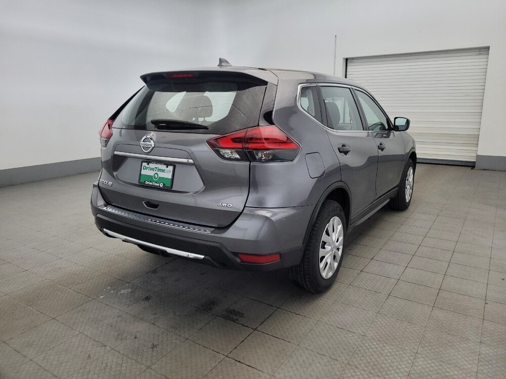 2017 Nissan Rogue in Glen Burnie, MD 21061 - 18123445 9