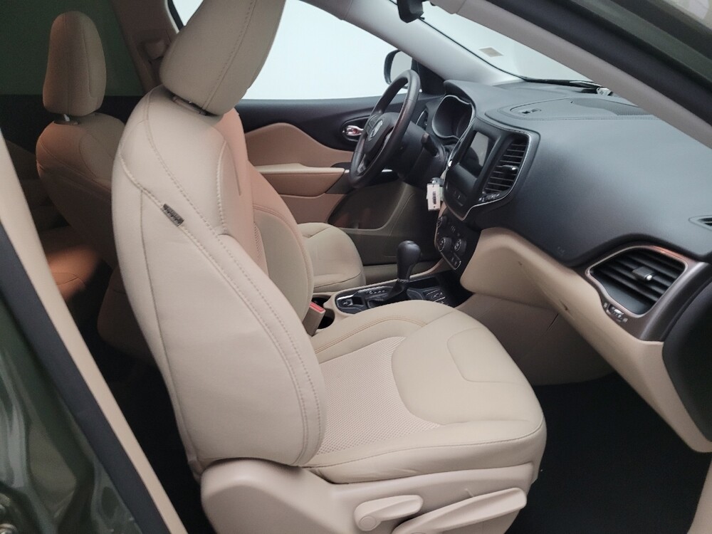 2021 Jeep Cherokee in Torrance, CA 90504 - 18123447 21