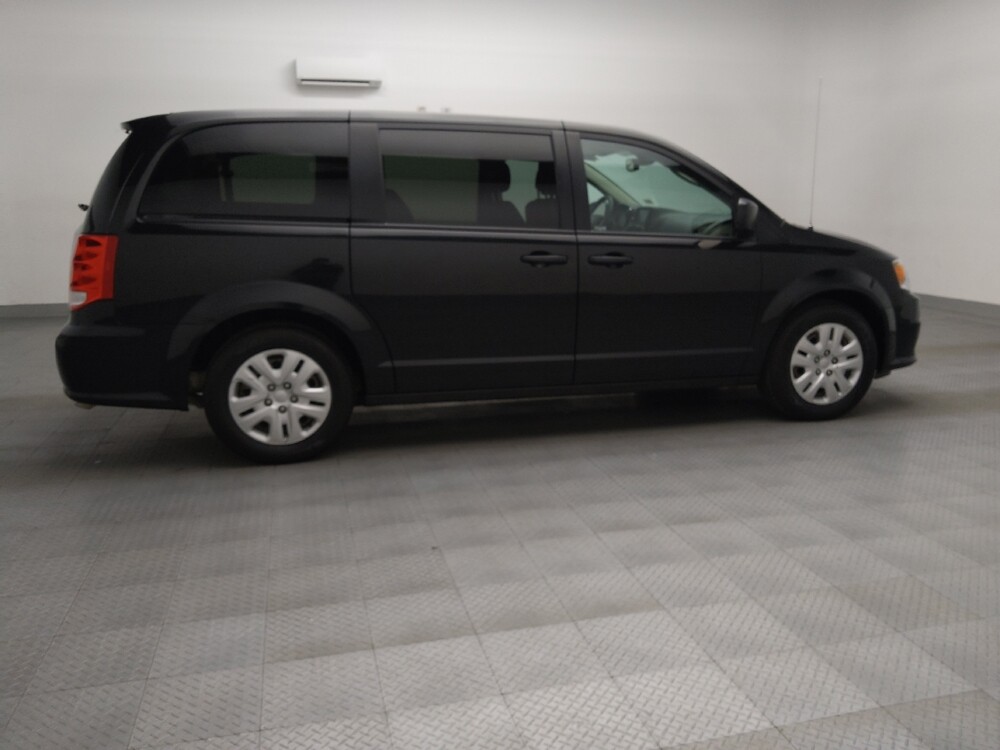 2018 Dodge Grand Caravan in Arlington, TX 76011 - 18123450 10