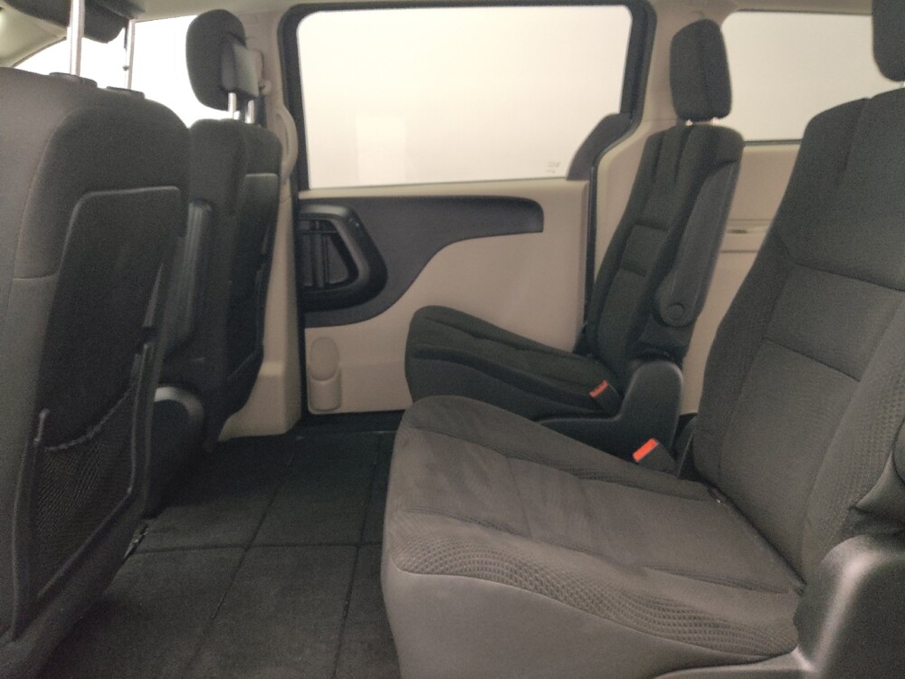 2018 Dodge Grand Caravan in Arlington, TX 76011 - 18123450 18