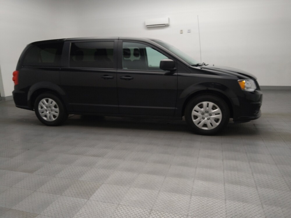 2018 Dodge Grand Caravan in Arlington, TX 76011 - 18123450 11