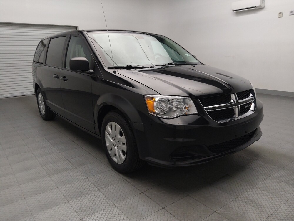 2018 Dodge Grand Caravan in Arlington, TX 76011 - 18123450 13