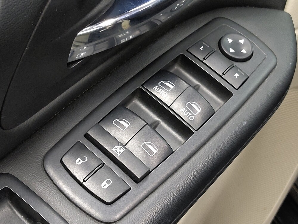 2018 Dodge Grand Caravan in Arlington, TX 76011 - 18123450 27