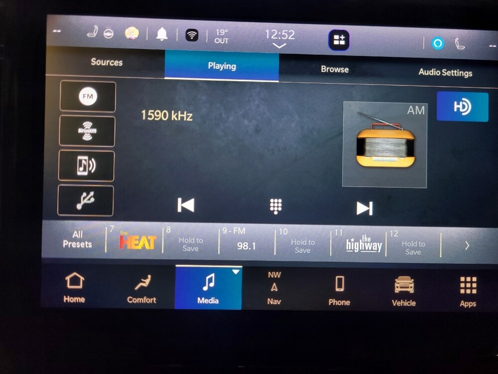 2023 Jeep Grand Cherokee L in Plymouth Meeting, PA 19462 - 18123454 25