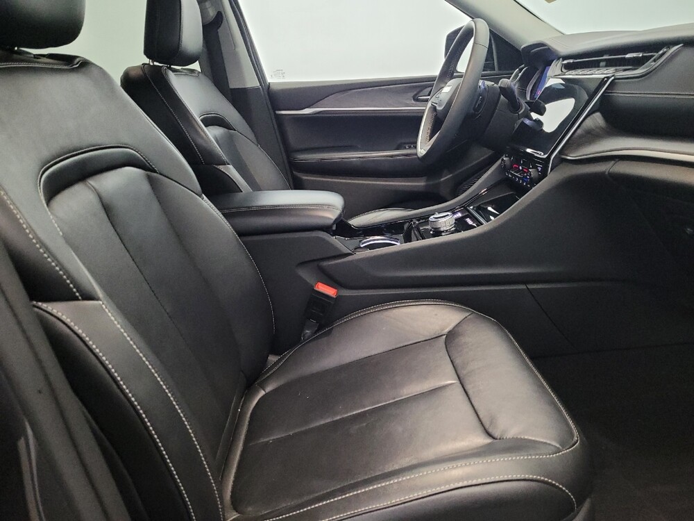 2023 Jeep Grand Cherokee L in Plymouth Meeting, PA 19462 - 18123454 21