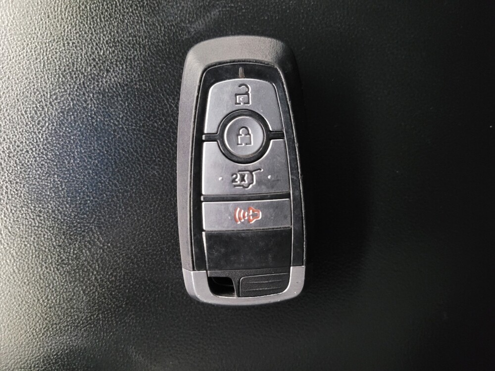 2022 Ford Explorer in Madison, TN 37115 - 18123458 32