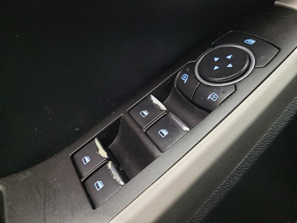 2022 Ford Explorer in Madison, TN 37115 - 18123458 27