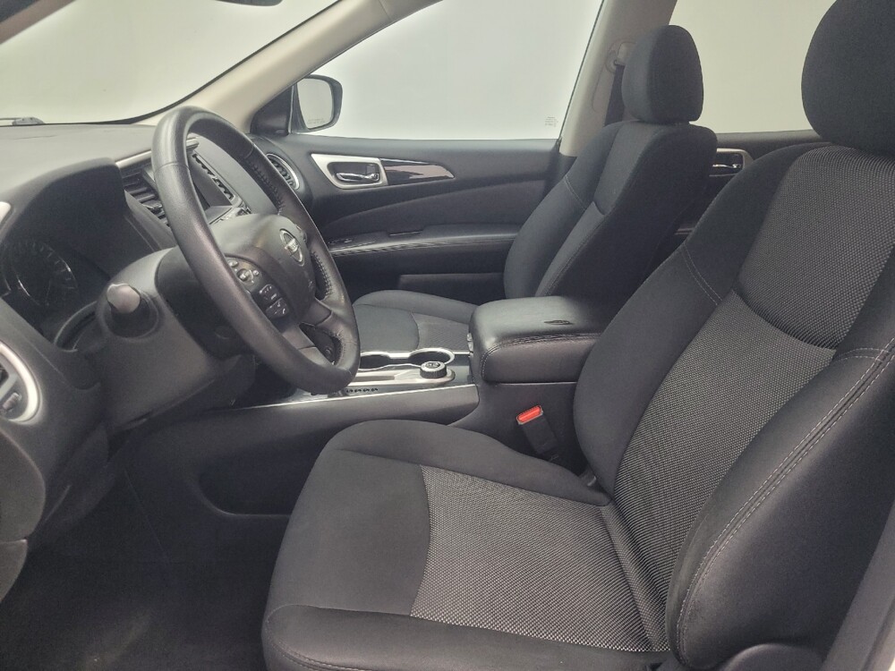 2019 Nissan Pathfinder in Indianapolis, IN 46219 - 18123461 17