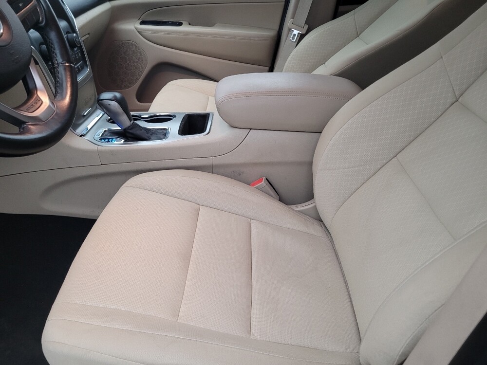 2019 Jeep Grand Cherokee in Lakeland, FL 33815 - 18123463 17