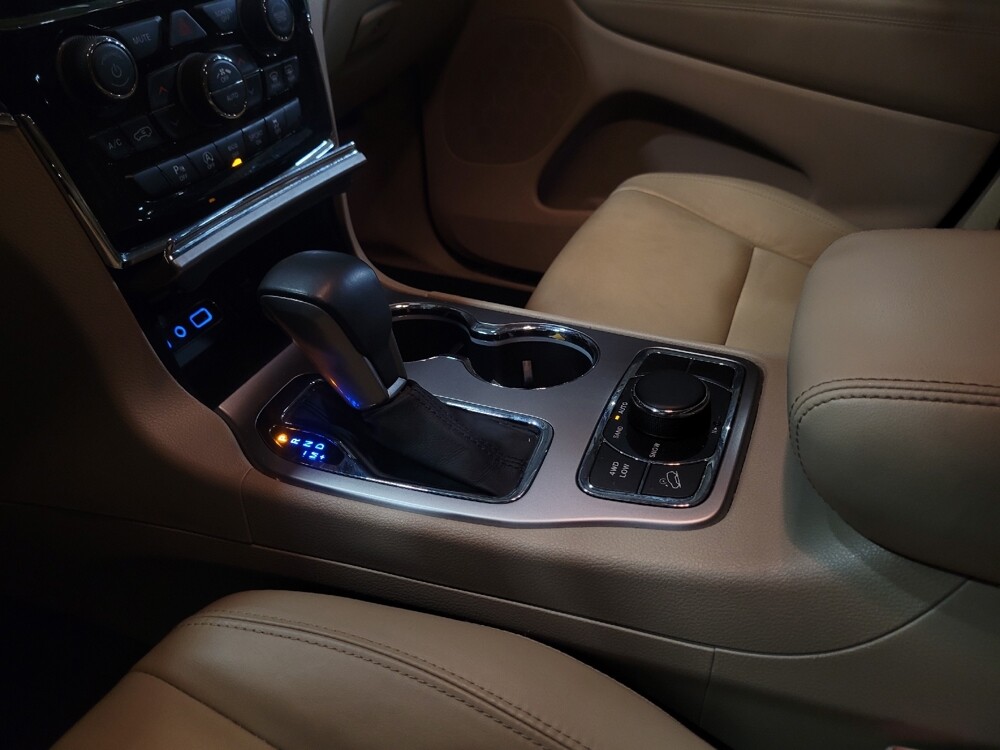 2019 Jeep Grand Cherokee in Henrico, VA 23223 - 18123464 26