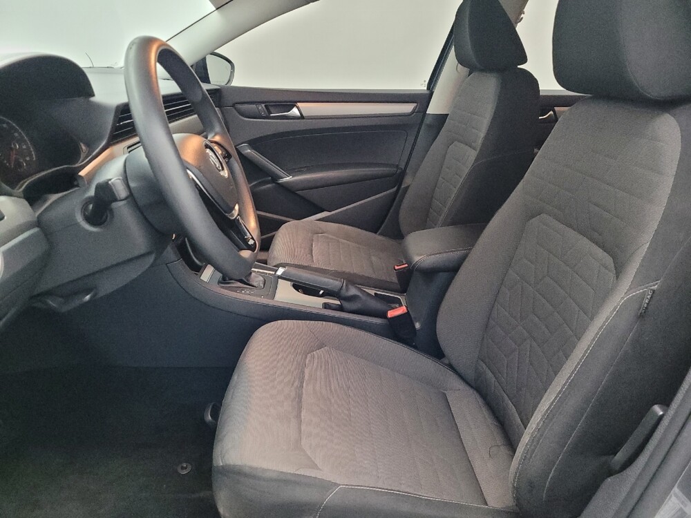 2020 Volkswagen Passat in Fayetteville, NC 28304 - 18123465 17