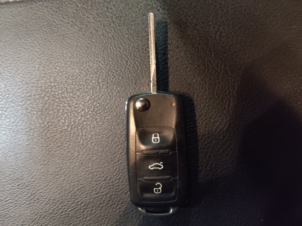 2020 Volkswagen Passat in Fayetteville, NC 28304 - 18123465 32