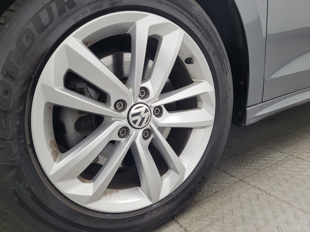 2020 Volkswagen Passat in Fayetteville, NC 28304 - 18123465 31