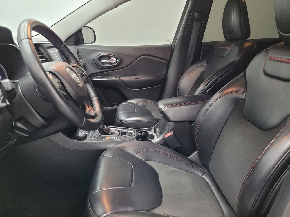 2019 Jeep Cherokee in Las Vegas, NV 89102 - 18123466 17