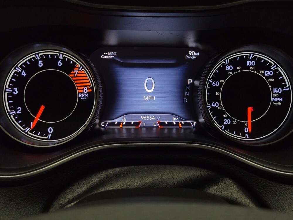 2019 Jeep Cherokee in Las Vegas, NV 89102 - 18123466 23