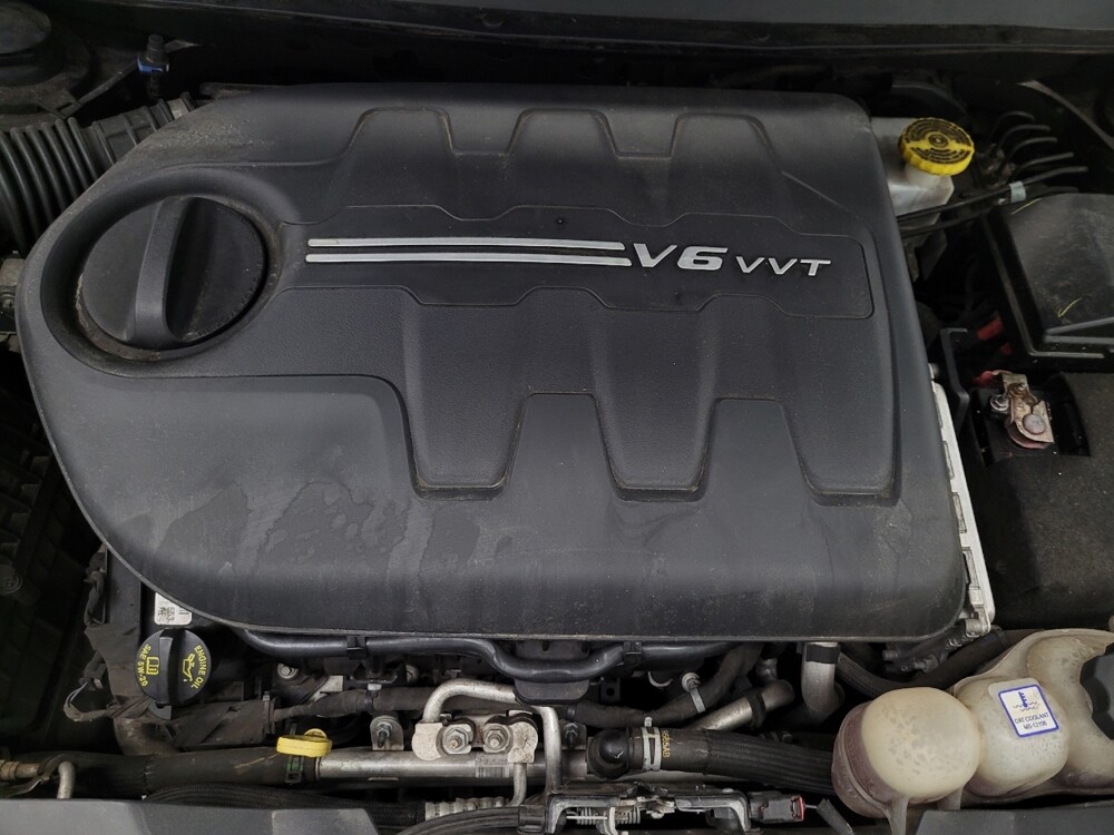 2019 Jeep Cherokee in Las Vegas, NV 89102 - 18123466 30