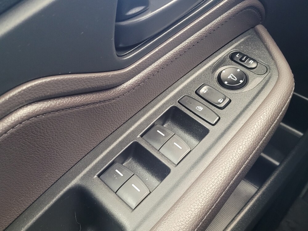 2018 Honda Odyssey in Maple Heights, OH 44137 - 18123467 27