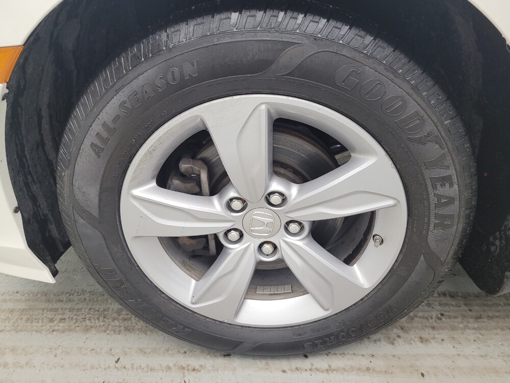 2018 Honda Odyssey in Maple Heights, OH 44137 - 18123467 31