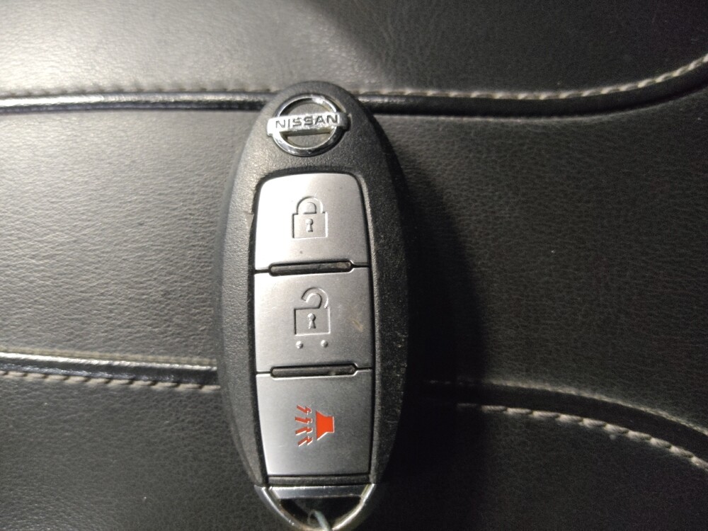 2019 Nissan Rogue in Morrow, GA 30260 - 18123469 32