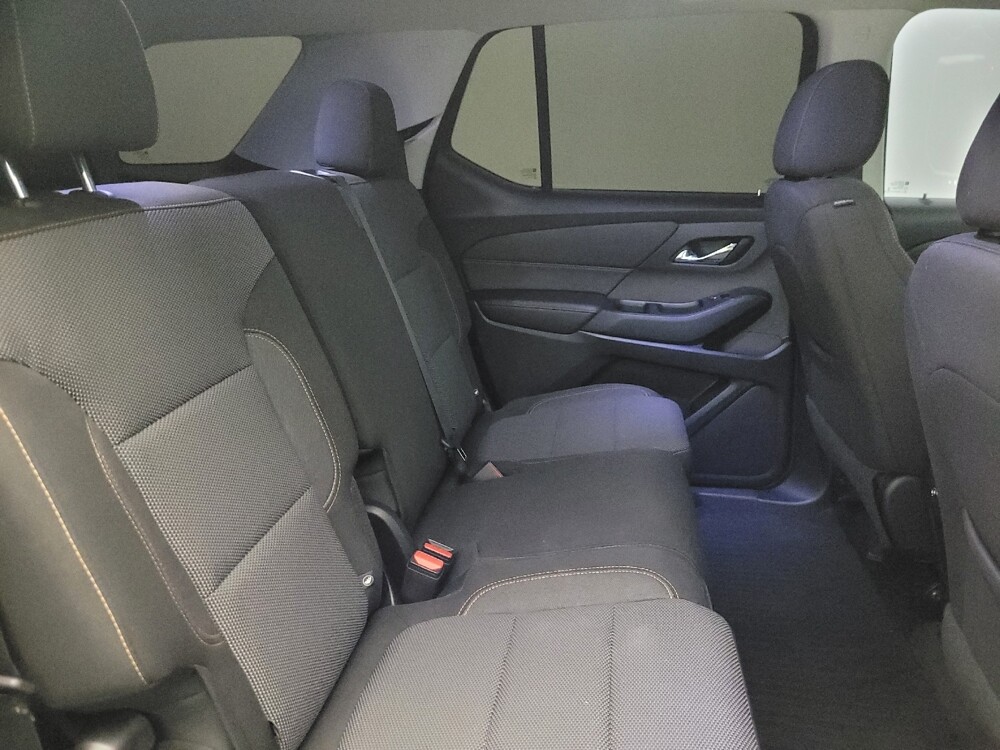 2019 Chevrolet Traverse in Tucson, AZ 85705 - 18123471 19