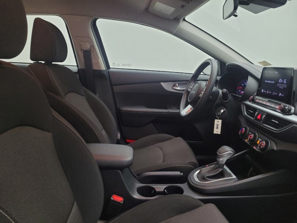 2024 Kia Forte in Columbus, OH 43228 - 18123475 21