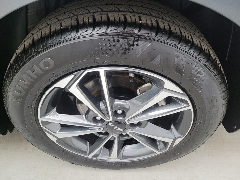 2024 Kia Forte in Columbus, OH 43228 - 18123475 31