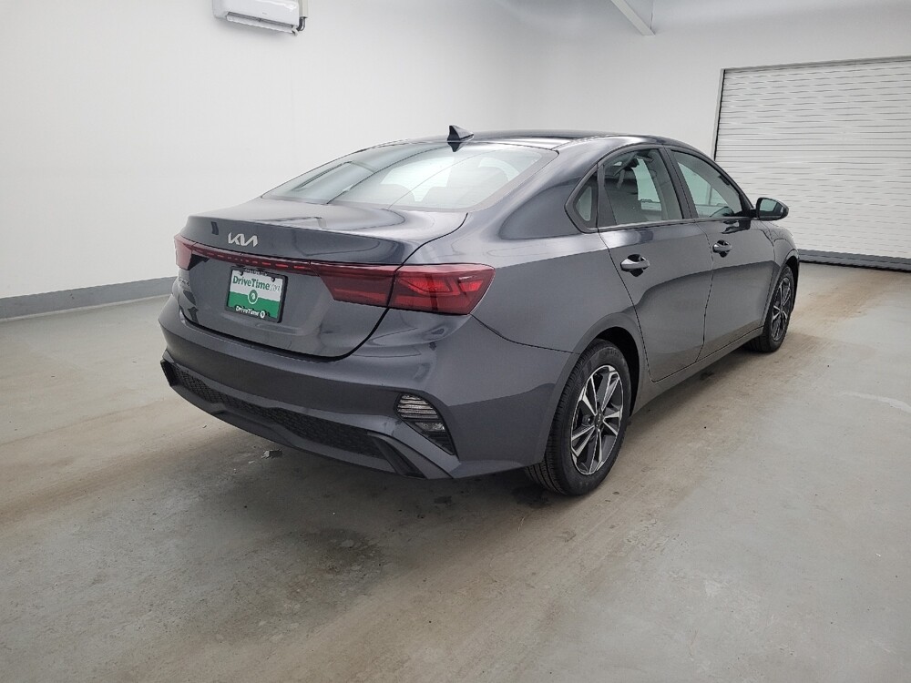 2024 Kia Forte in Columbus, OH 43228 - 18123475 9