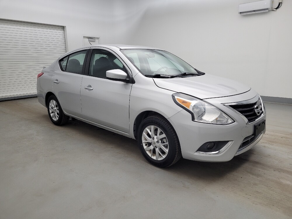 2018 Nissan Versa in Maple Heights, OH 44137 - 18123477 11