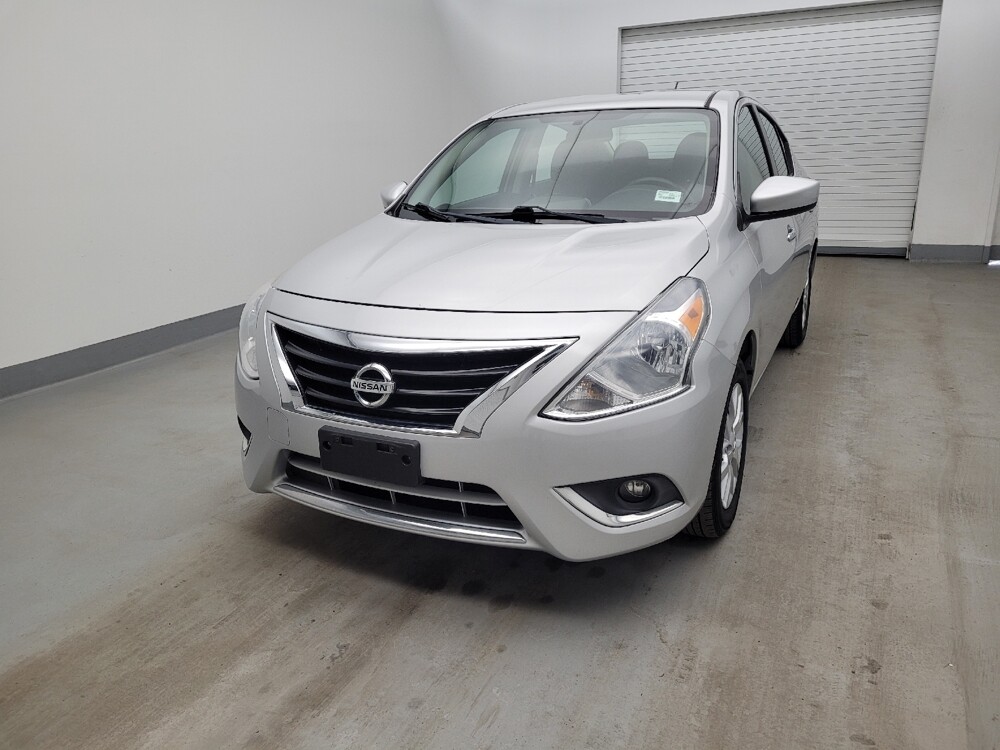 2018 Nissan Versa in Maple Heights, OH 44137 - 18123477 15