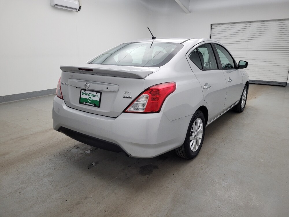 2018 Nissan Versa in Maple Heights, OH 44137 - 18123477 9
