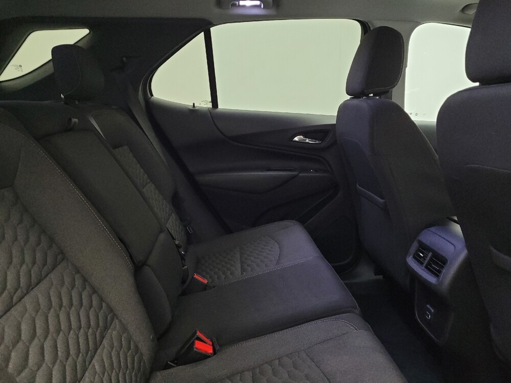 2019 Chevrolet Equinox in Maple Heights, OH 44137 - 18123481 19