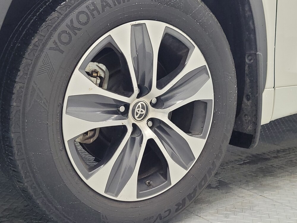 2020 Toyota Highlander in Madison, TN 37115 - 18123482 31