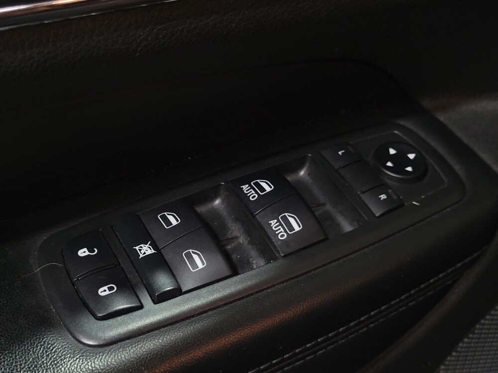 2019 Jeep Grand Cherokee in Henrico, VA 23223 - 18123490 27