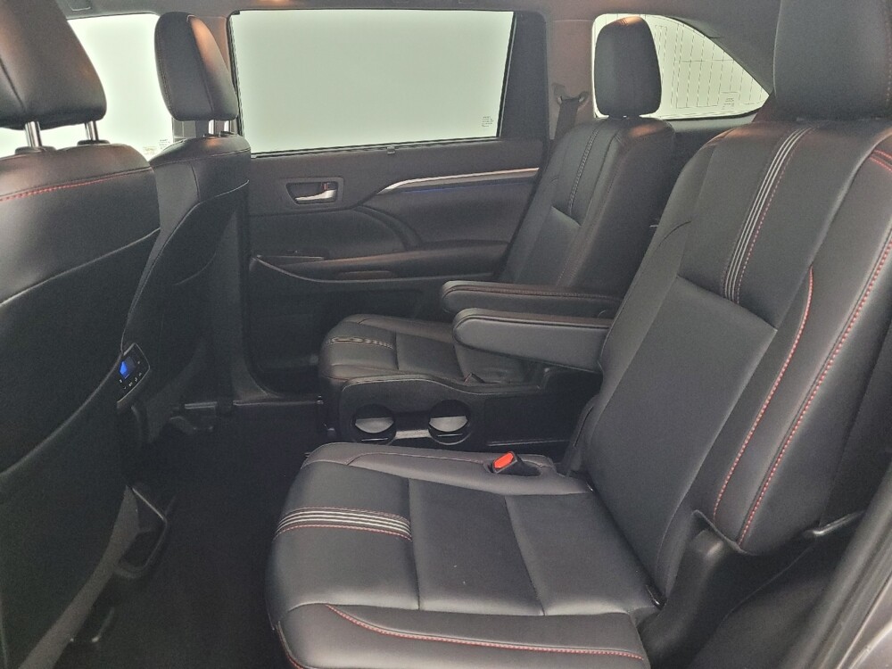 2019 Toyota Highlander in Columbia, SC 29210 - 18123491 18
