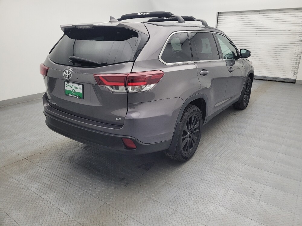 2019 Toyota Highlander in Columbia, SC 29210 - 18123491 9