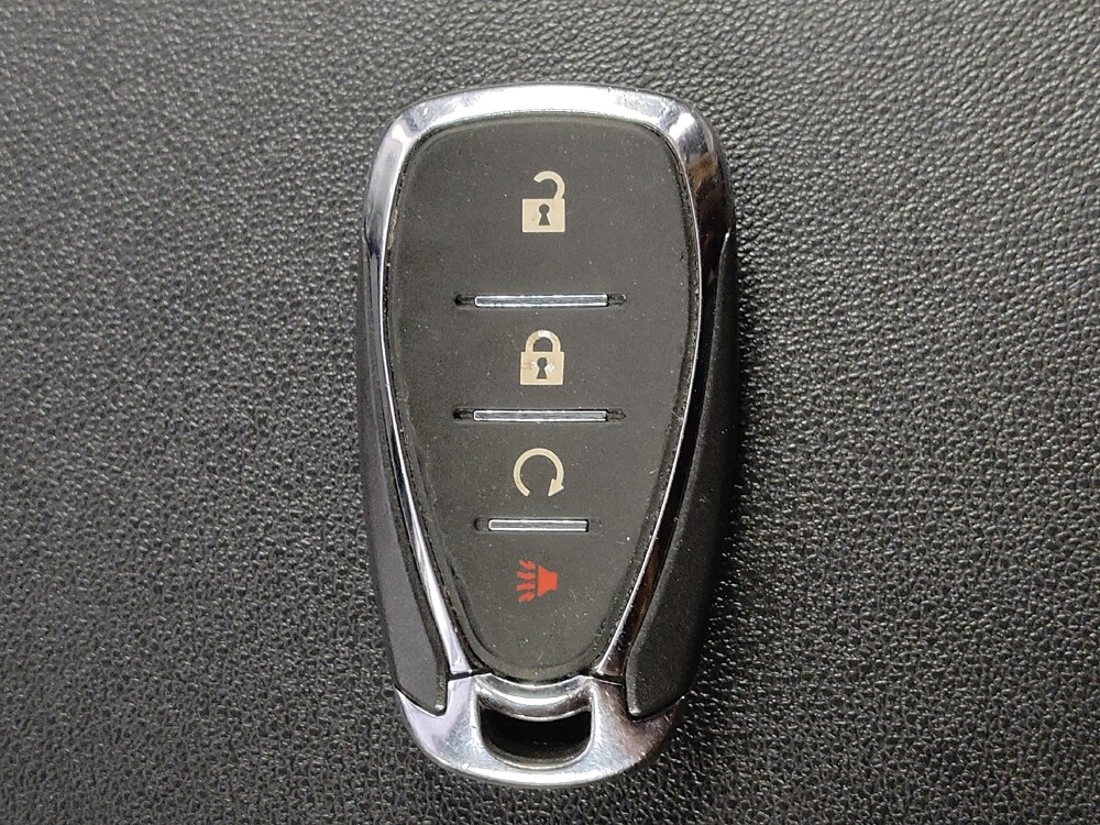 2022 Chevrolet Equinox in San Antonio, TX 78238 - 18123492 32