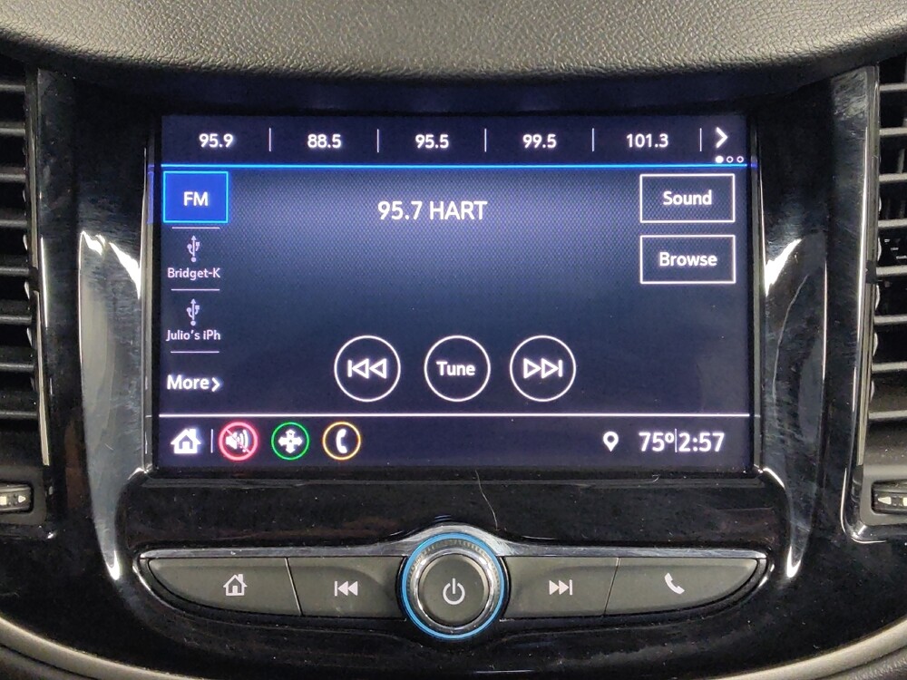 2020 Chevrolet Trax in Live Oak, TX 78233 - 18123493 25