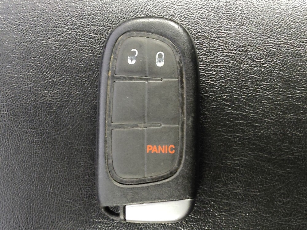 2020 Jeep Cherokee in San Antonio, TX 78238 - 18123495 32