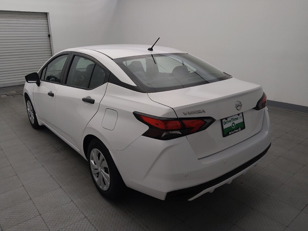 2021 Nissan Versa in Live Oak, TX 78233 - 18123498 5