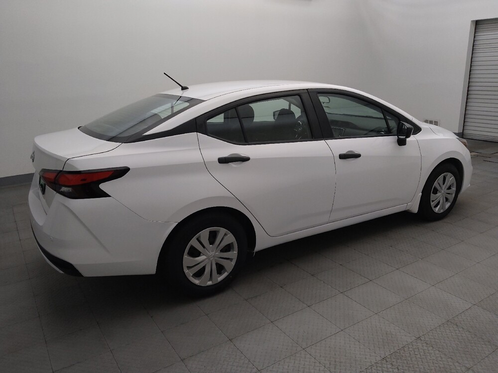 2021 Nissan Versa in Live Oak, TX 78233 - 18123498 10