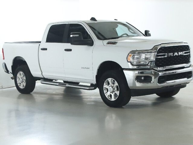 2024 RAM 2500 in Bedford, OH 44146 - 18123504 9