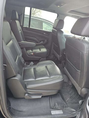 2019 Chevrolet Suburban in Wadena, MN 56482 - 18123516 12