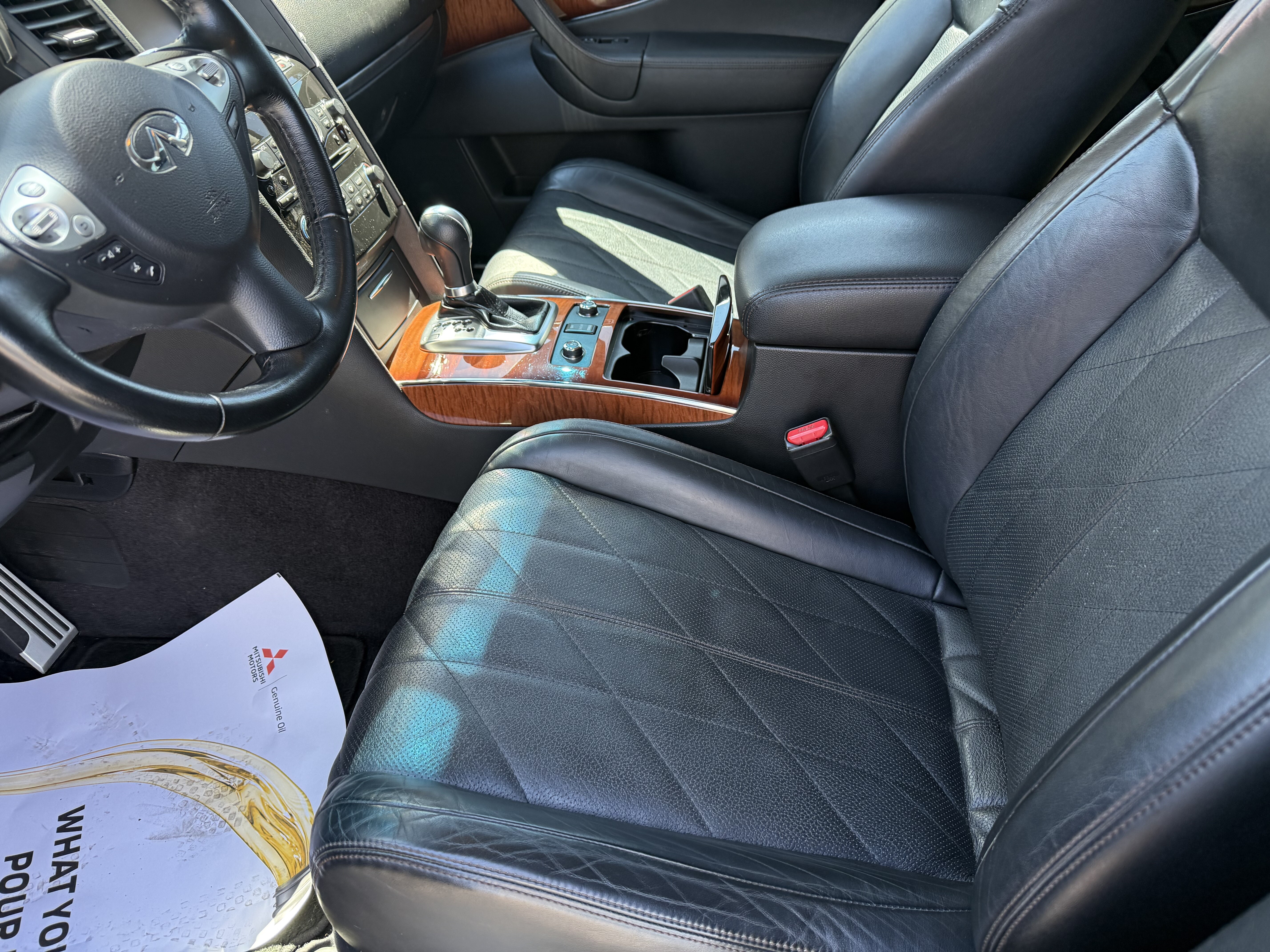 2016 INFINITI QX70 in Phoenix, AZ 85022 - 18123524 9