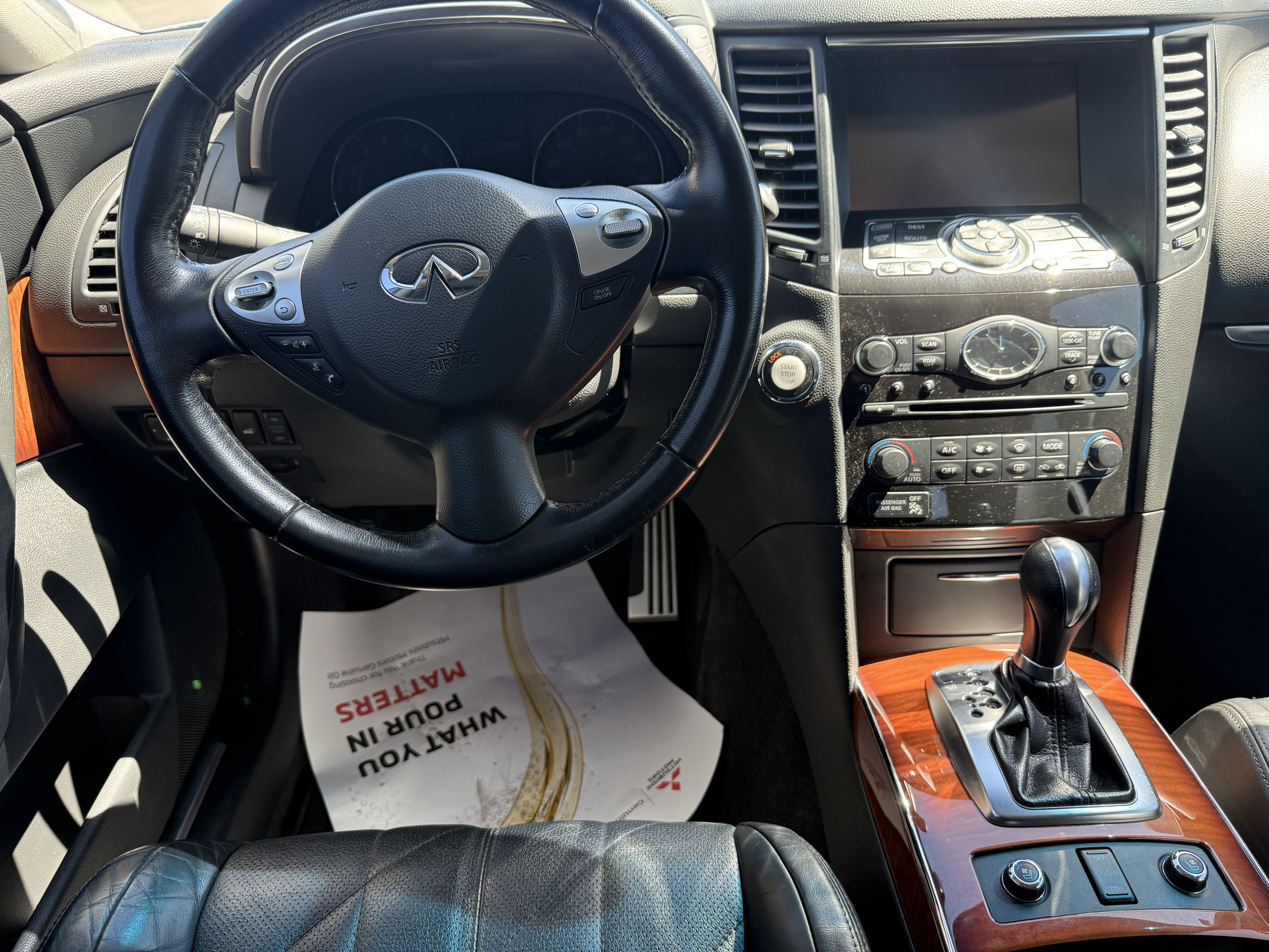 2016 INFINITI QX70 in Phoenix, AZ 85022 - 18123524 7